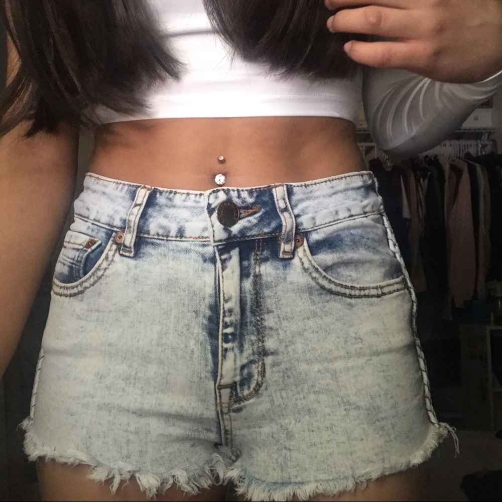 🔥PacSun Kendall & Klyie High Rise Shorts🔥